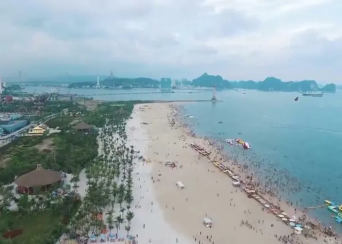 Hotel Hoang Long