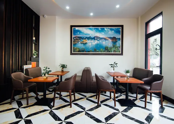 Hoang Long Hotel 3*
